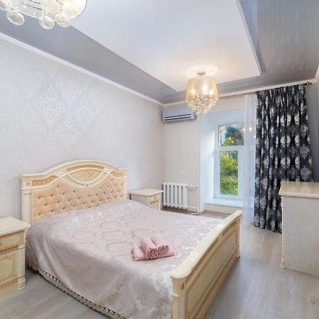 Apartments Deribasovskaya أوديسا المظهر الخارجي الصورة
