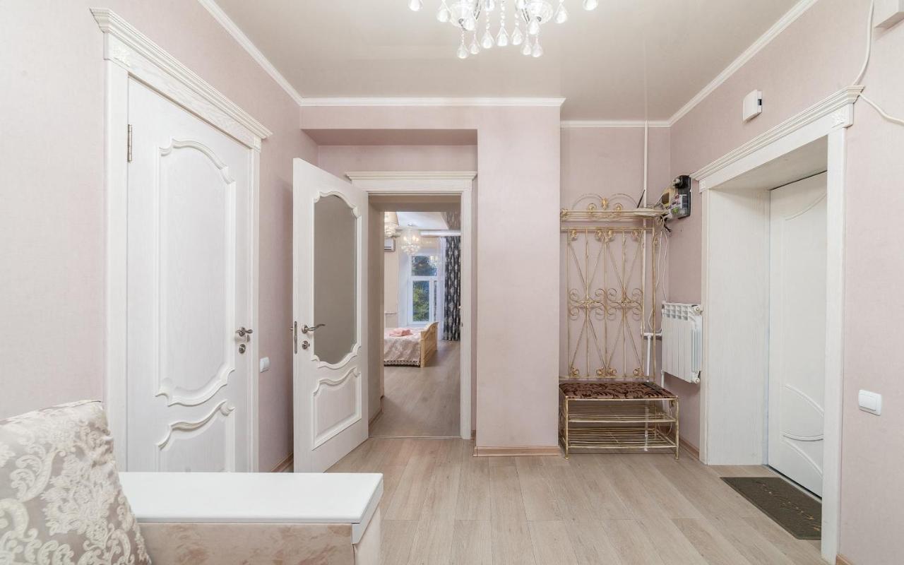 Apartments Deribasovskaya أوديسا المظهر الخارجي الصورة